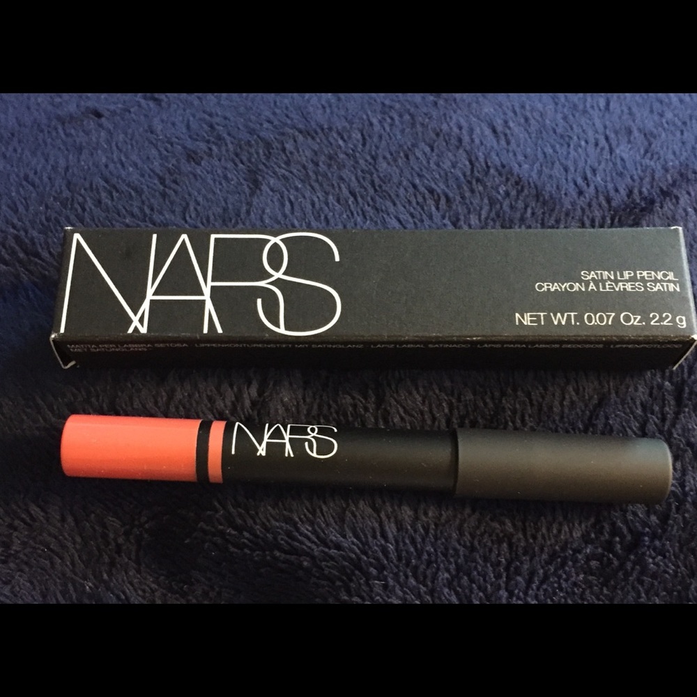 NARS “lodhi” coral Satin lip pencil